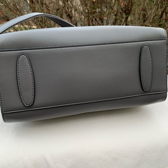 Mona Lisa Satchel - Picture 3 of 6